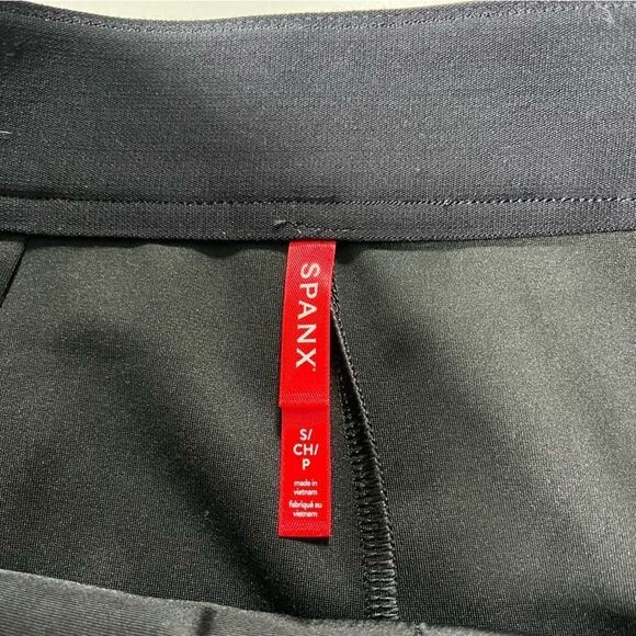 Spanx Leather-like Culottes Small - Picture 7 of 12